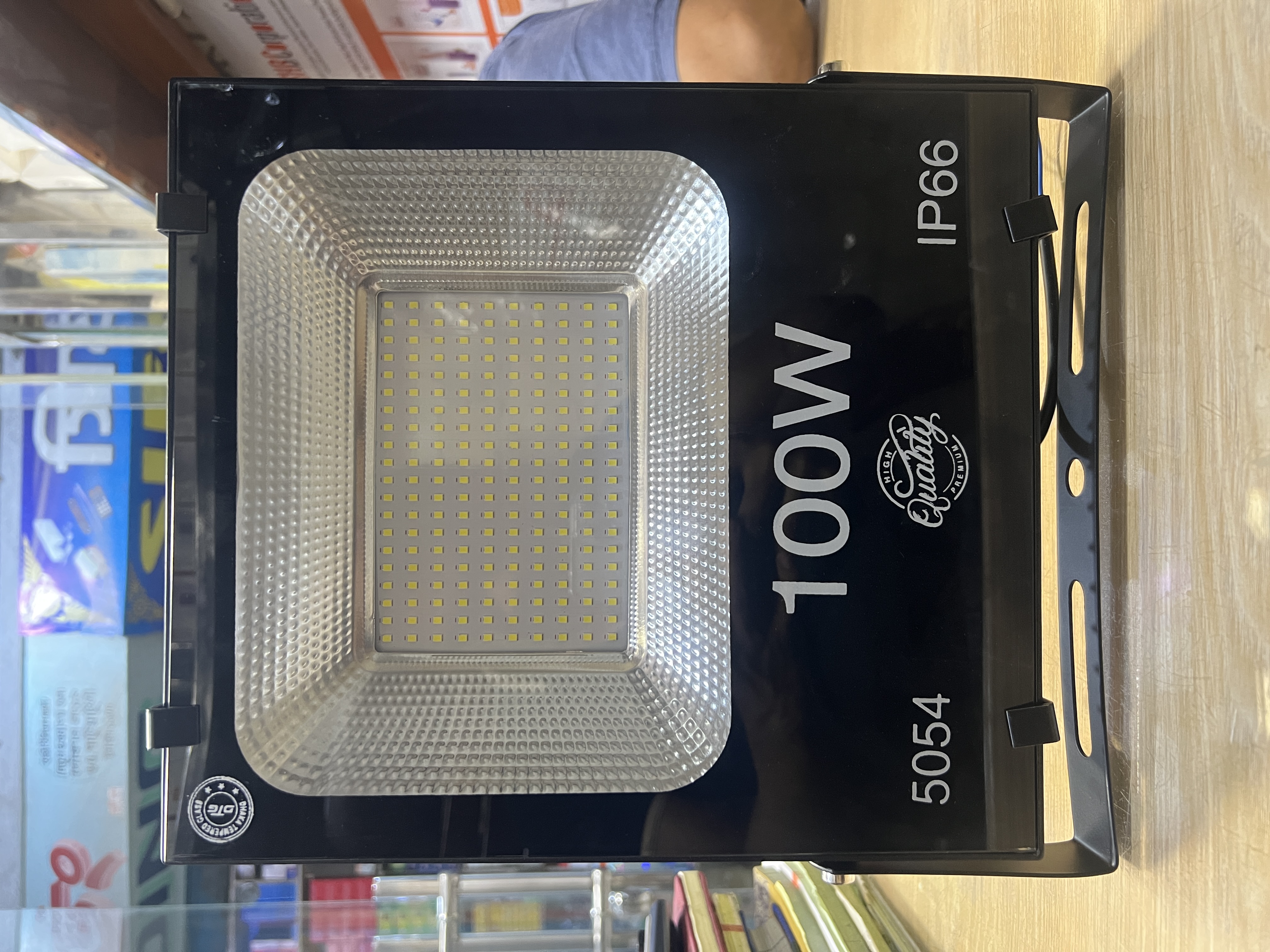100W LED Flood Light